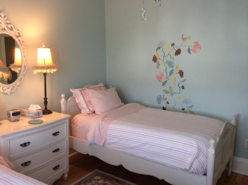 King George B&B Miramichi Rom bilde